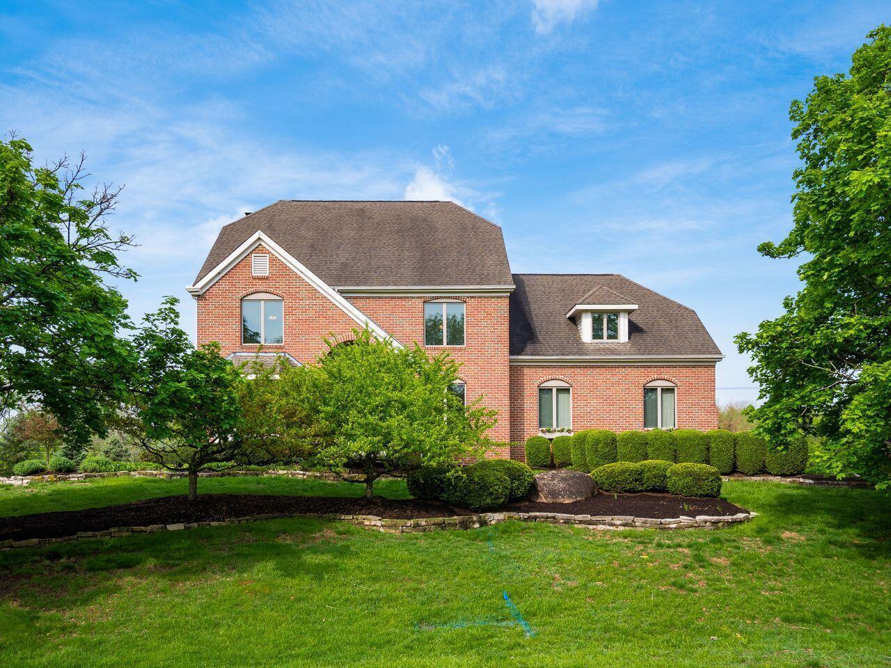 10900 Buckingham Place, Powell, Ohio image 2