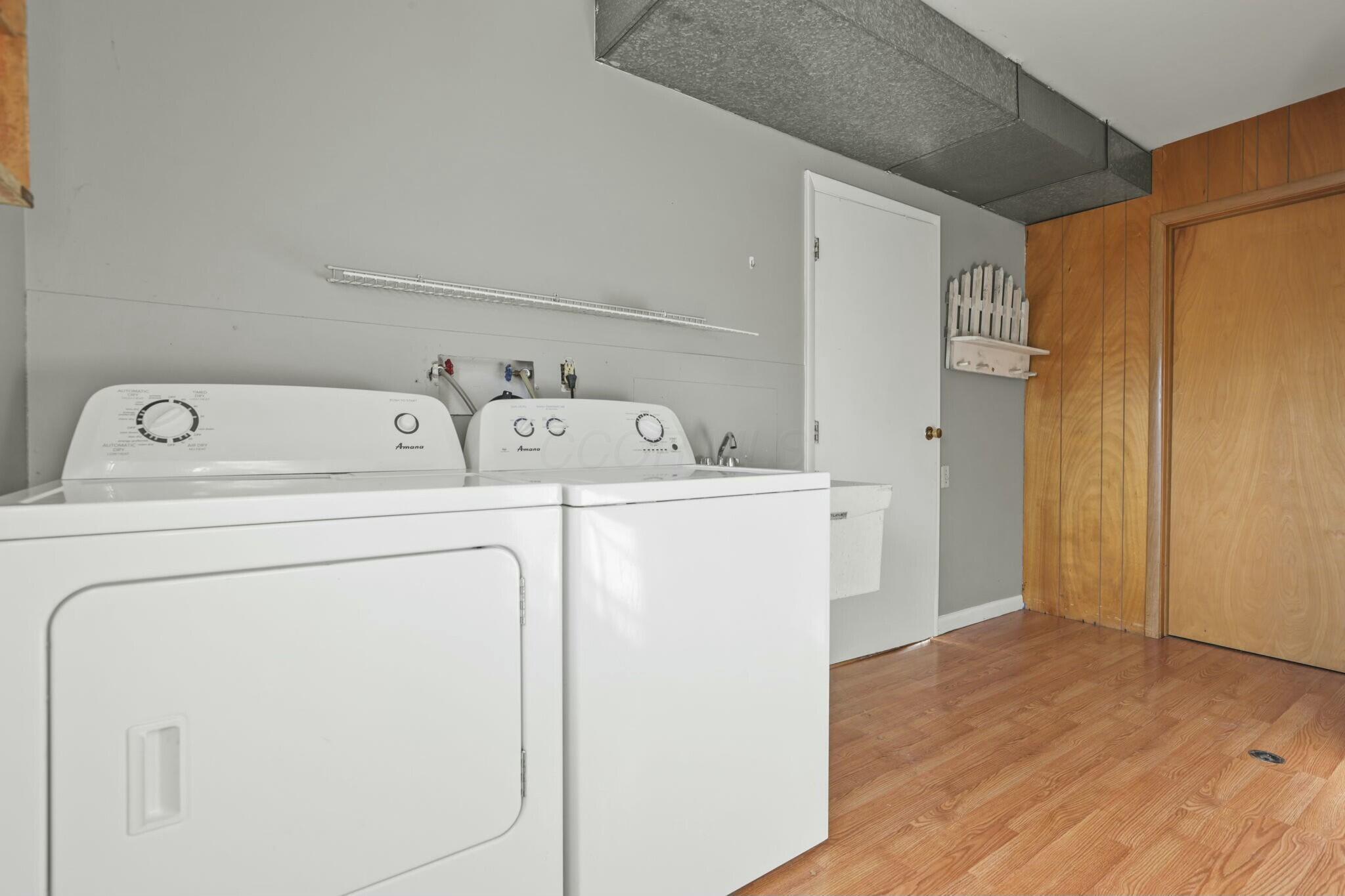 642 Melanie Court, Newark, Ohio image 37