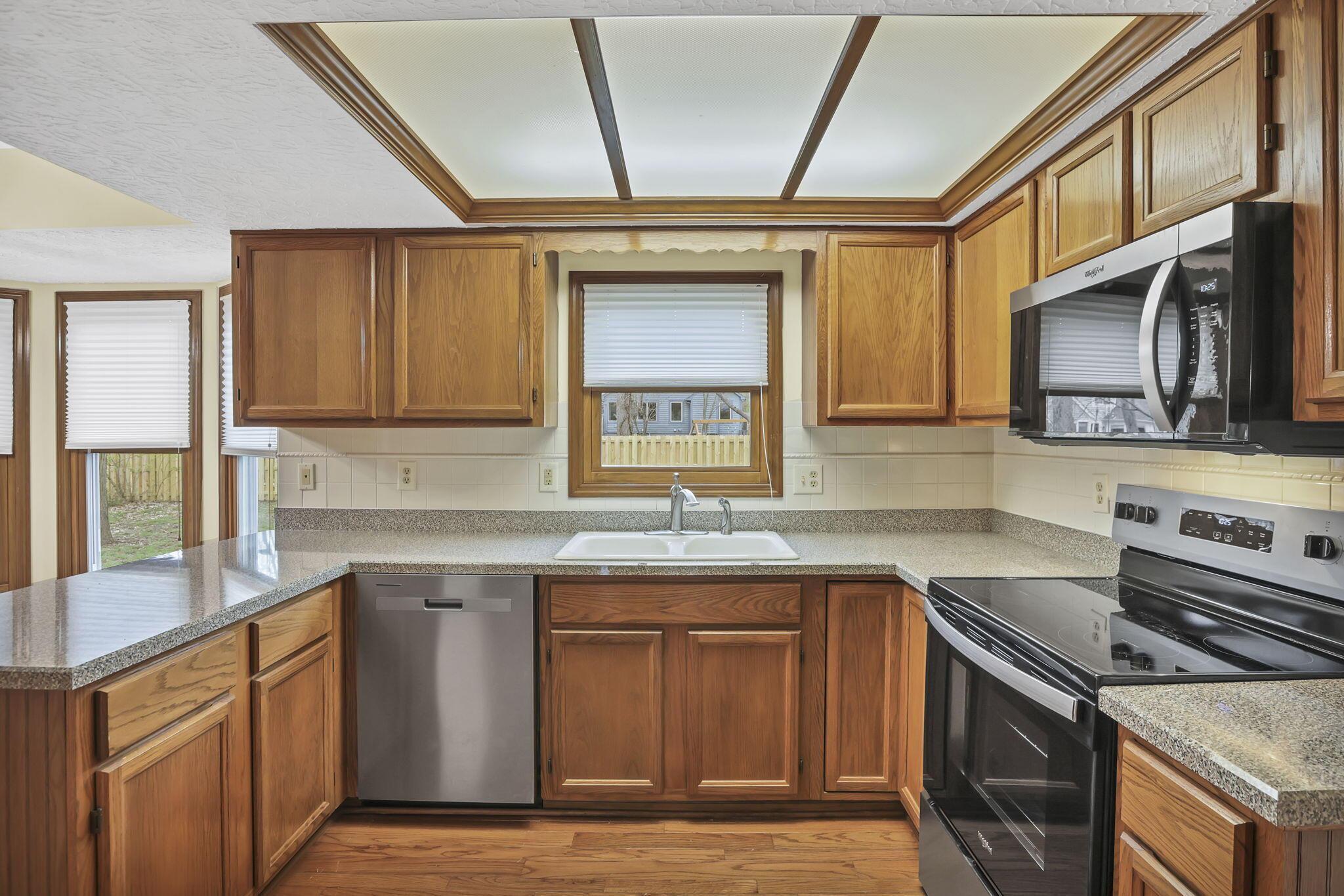 13195 Coventry Avenue, Pickerington, Ohio image 17