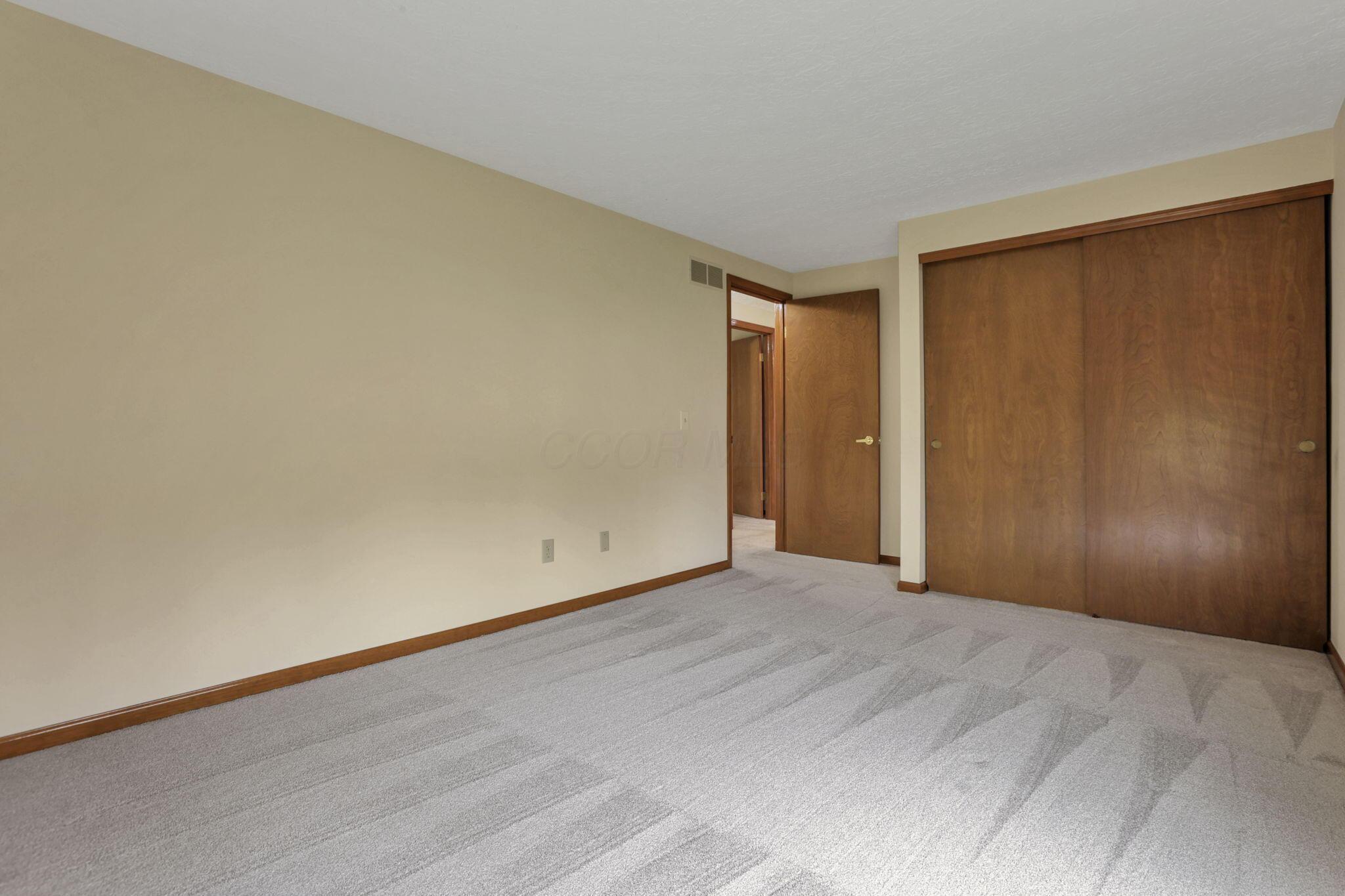 13195 Coventry Avenue, Pickerington, Ohio image 40