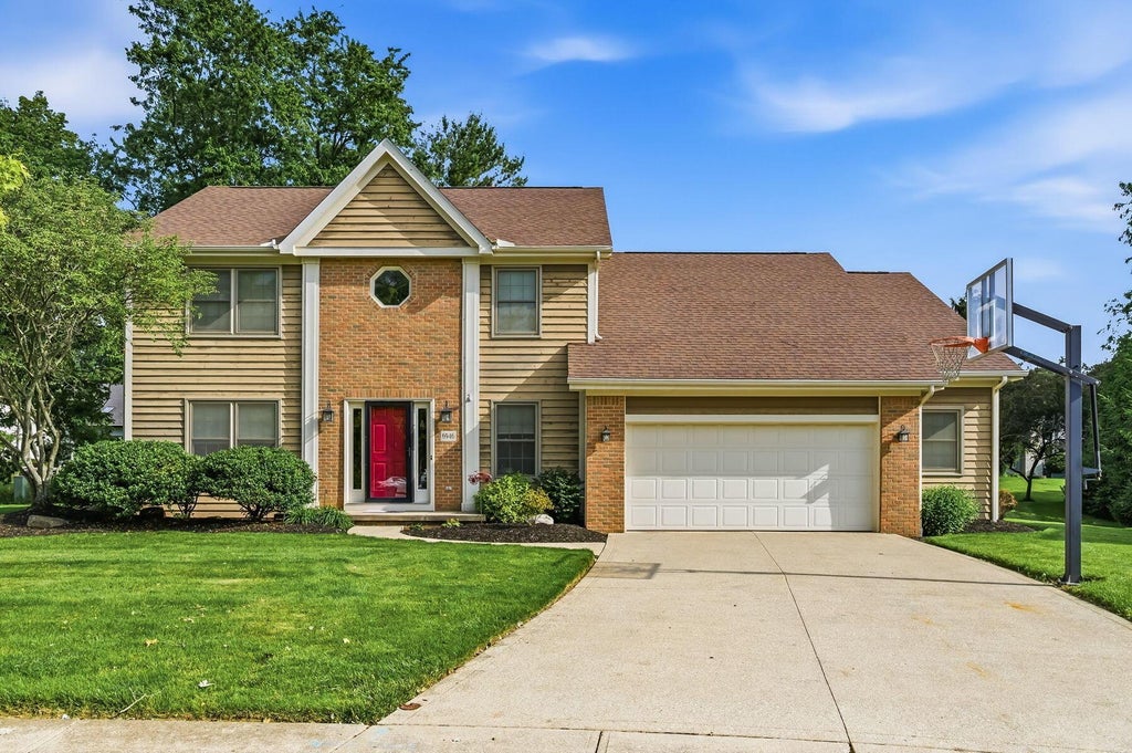 Photo of 6946 Roundwood Court, Dublin, OH 43016 (MLS # 226021484)