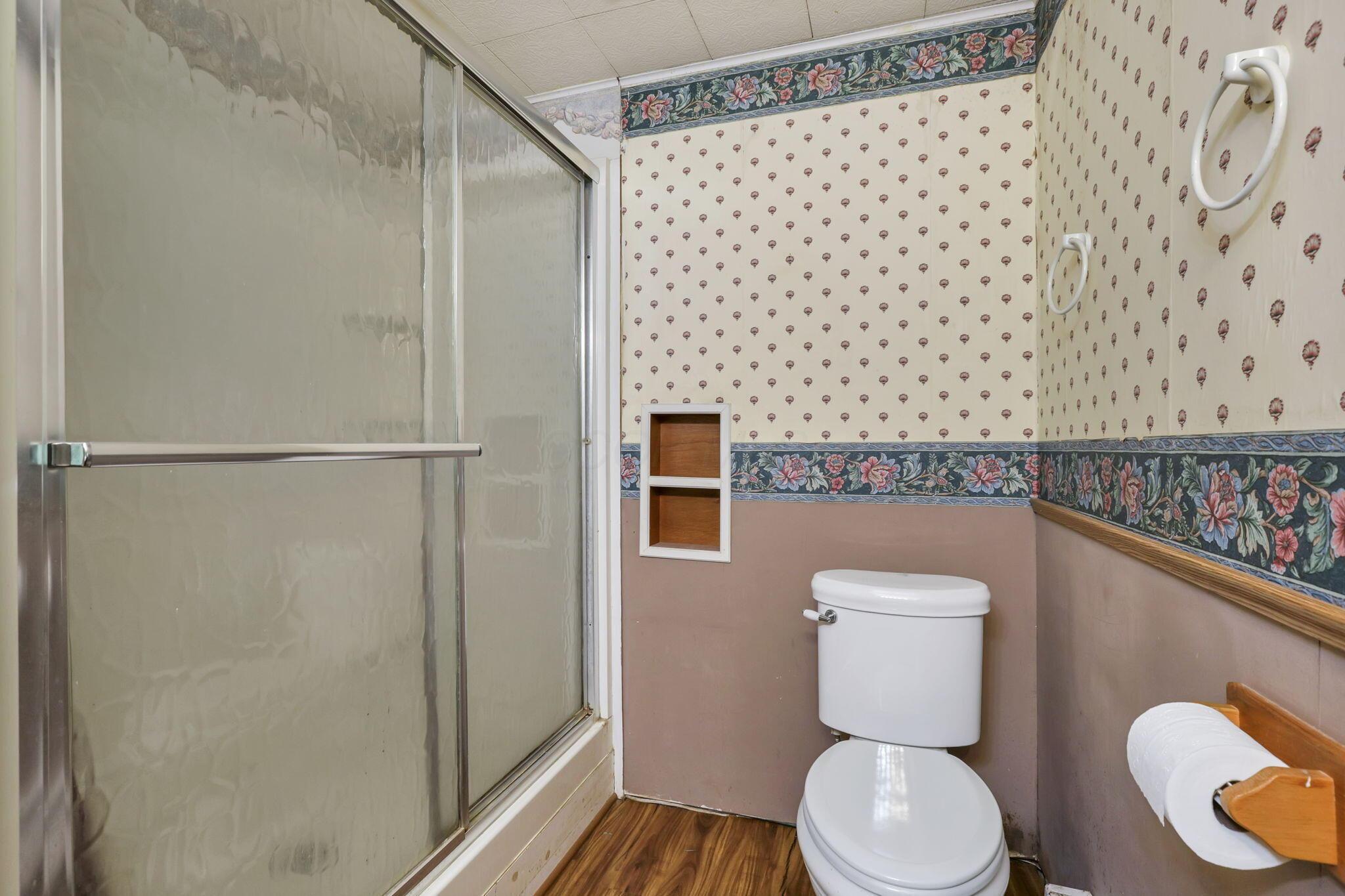 394 W Fairview Avenue, Baltimore, Ohio image 26