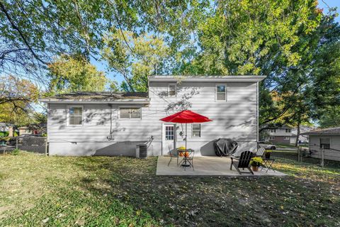 Tiny photo for 905 Caniff Road, Columbus, OH 43221 (MLS # 225039671)