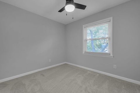Tiny photo for 905 Caniff Road, Columbus, OH 43221 (MLS # 225039671)