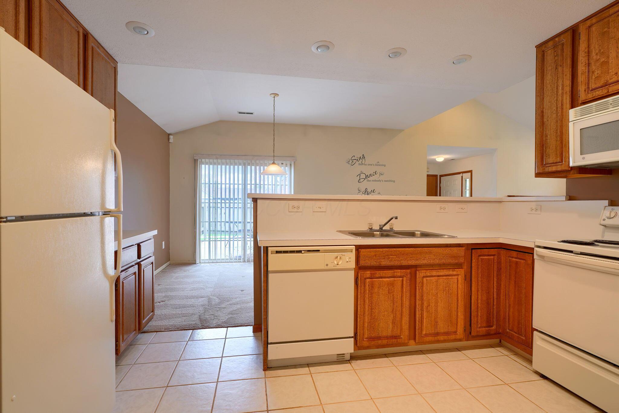 3028 Laurel Wind Boulevard, Lewis Center, Ohio image 16