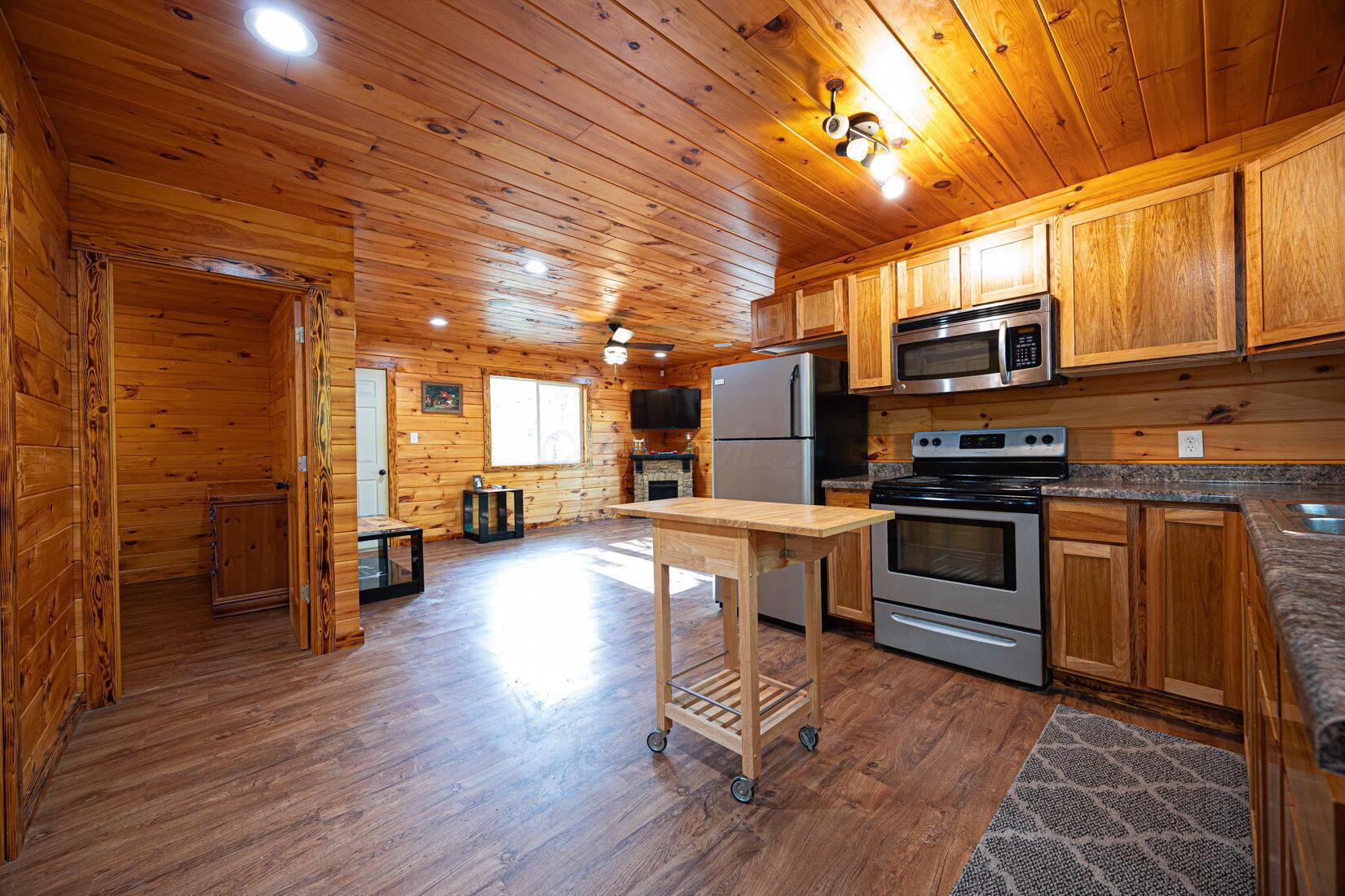34047 W Buckingham Road Road, Logan, Ohio image 16