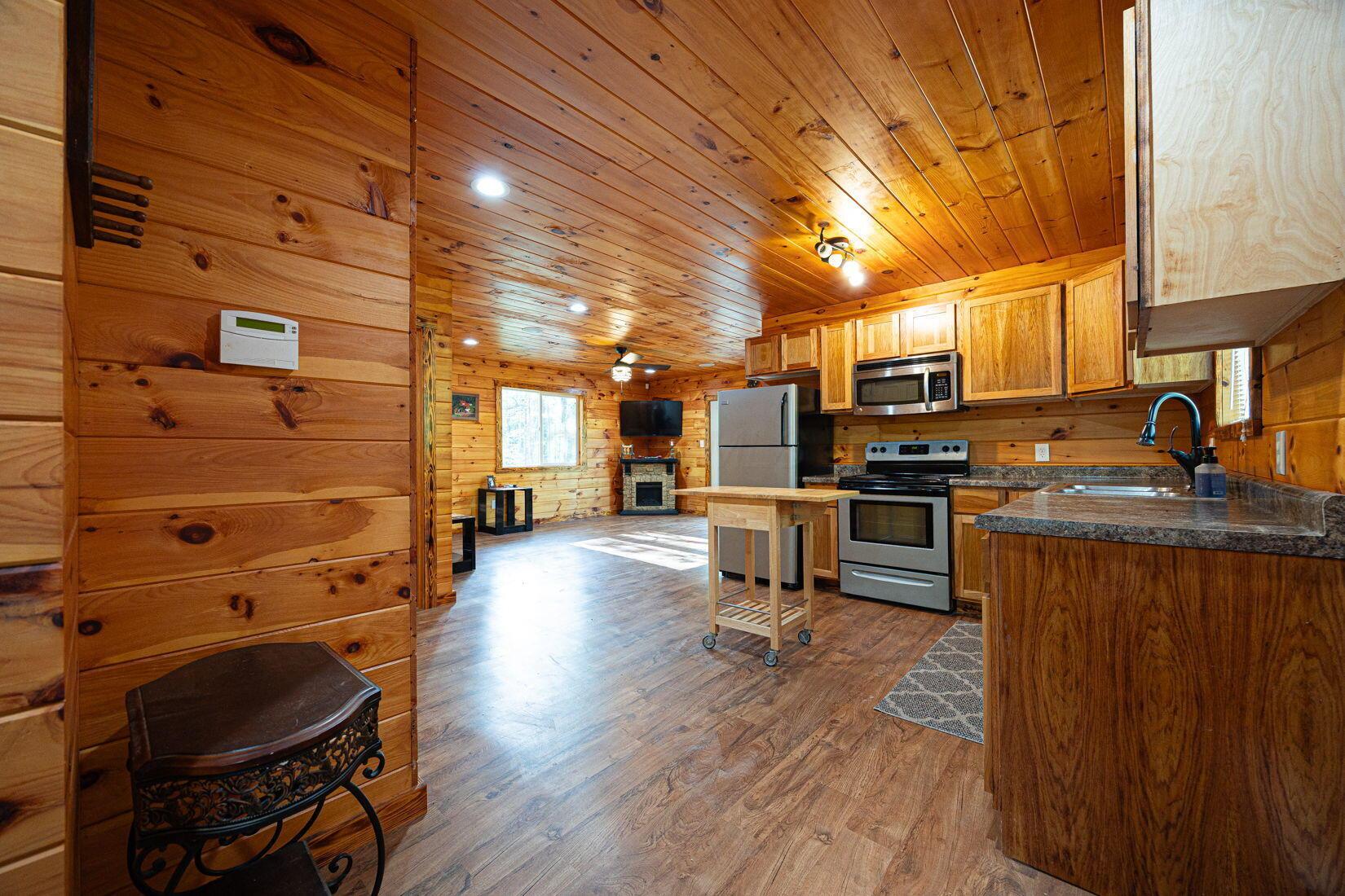 34047 W Buckingham Road Road, Logan, Ohio image 11