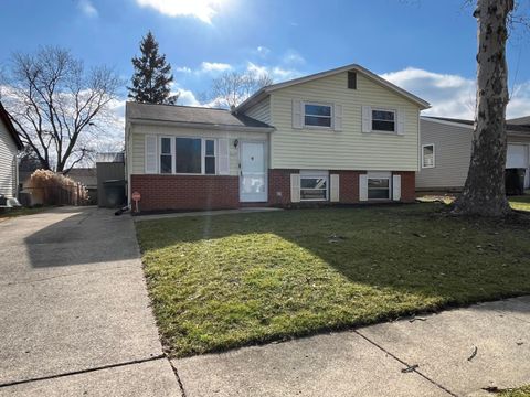 Photo of 3069 Wallingford Avenue, Columbus, OH 43231 (MLS # 226004652)