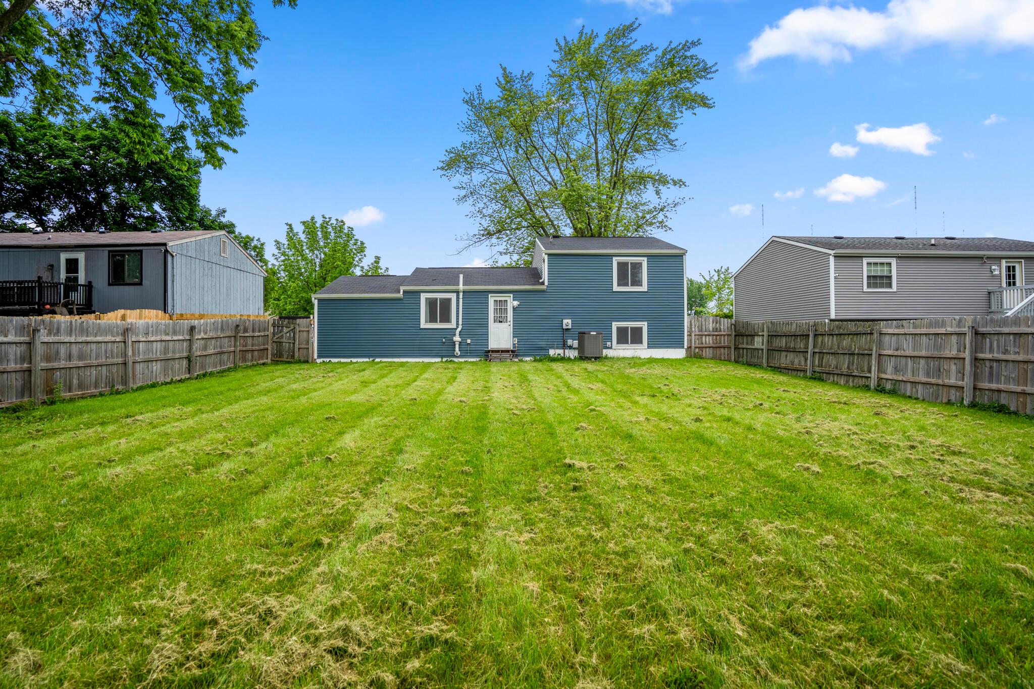 2421 Nugget Drive, Grove City, Ohio image 23