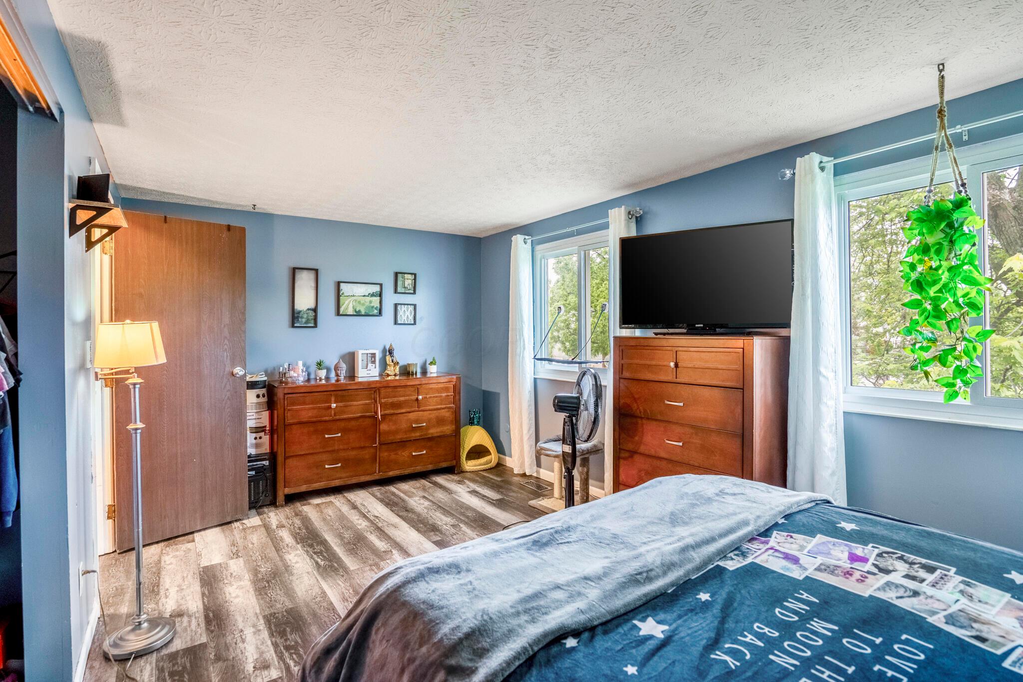 2421 Nugget Drive, Grove City, Ohio image 15