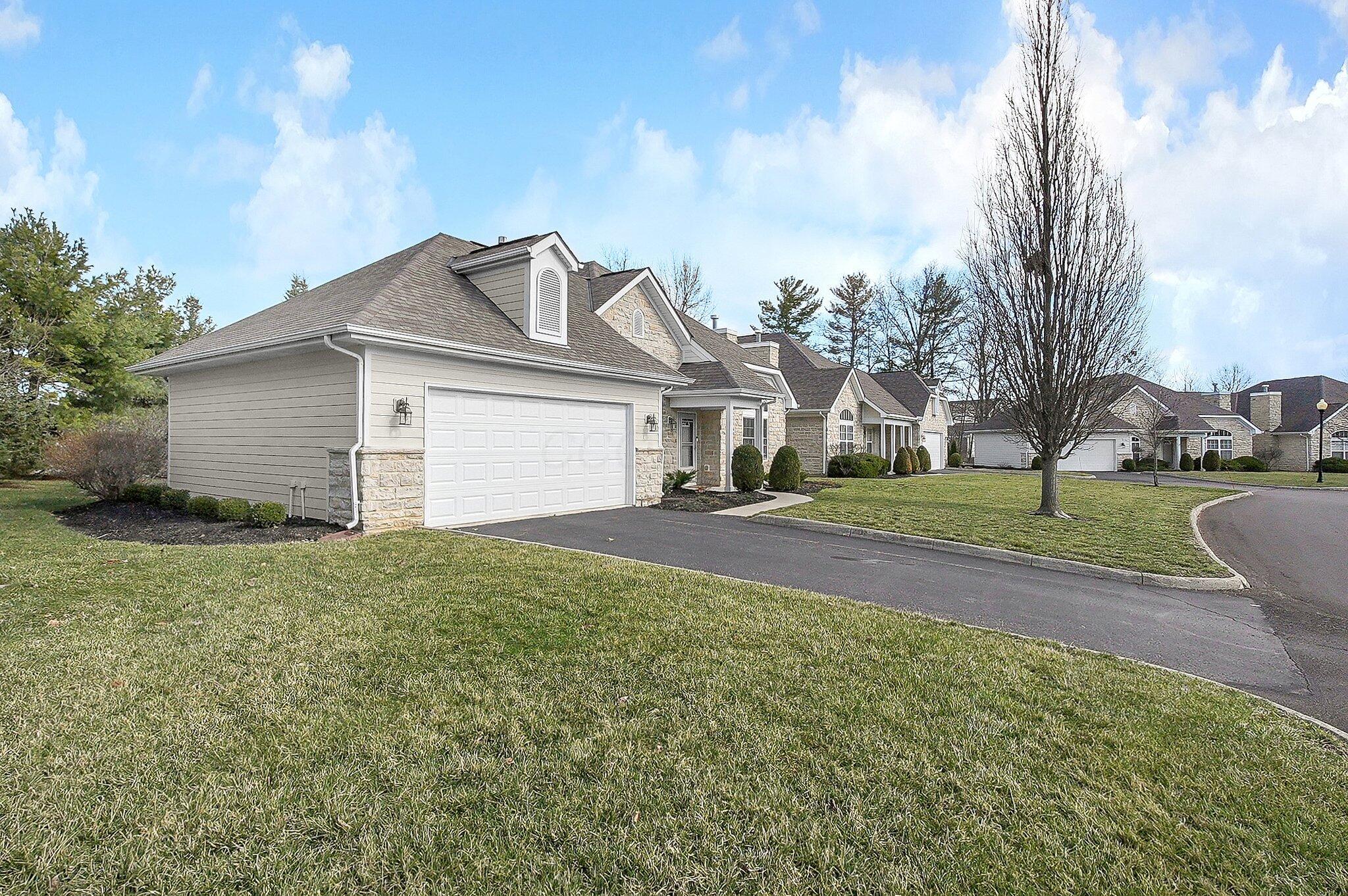 564 Commons Drive, Powell, Ohio image 4