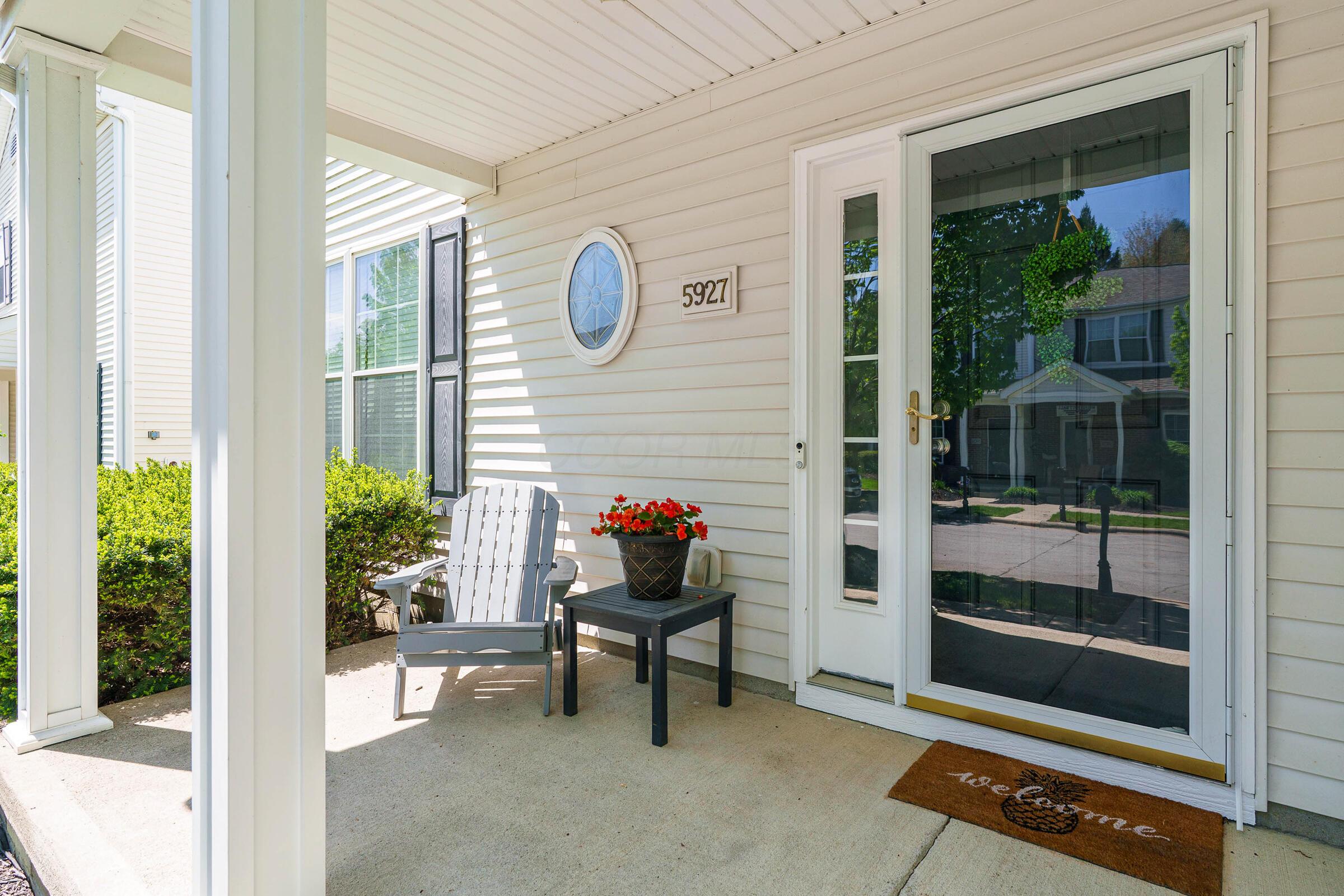 5927 Treven Way, Westerville, Ohio image 2