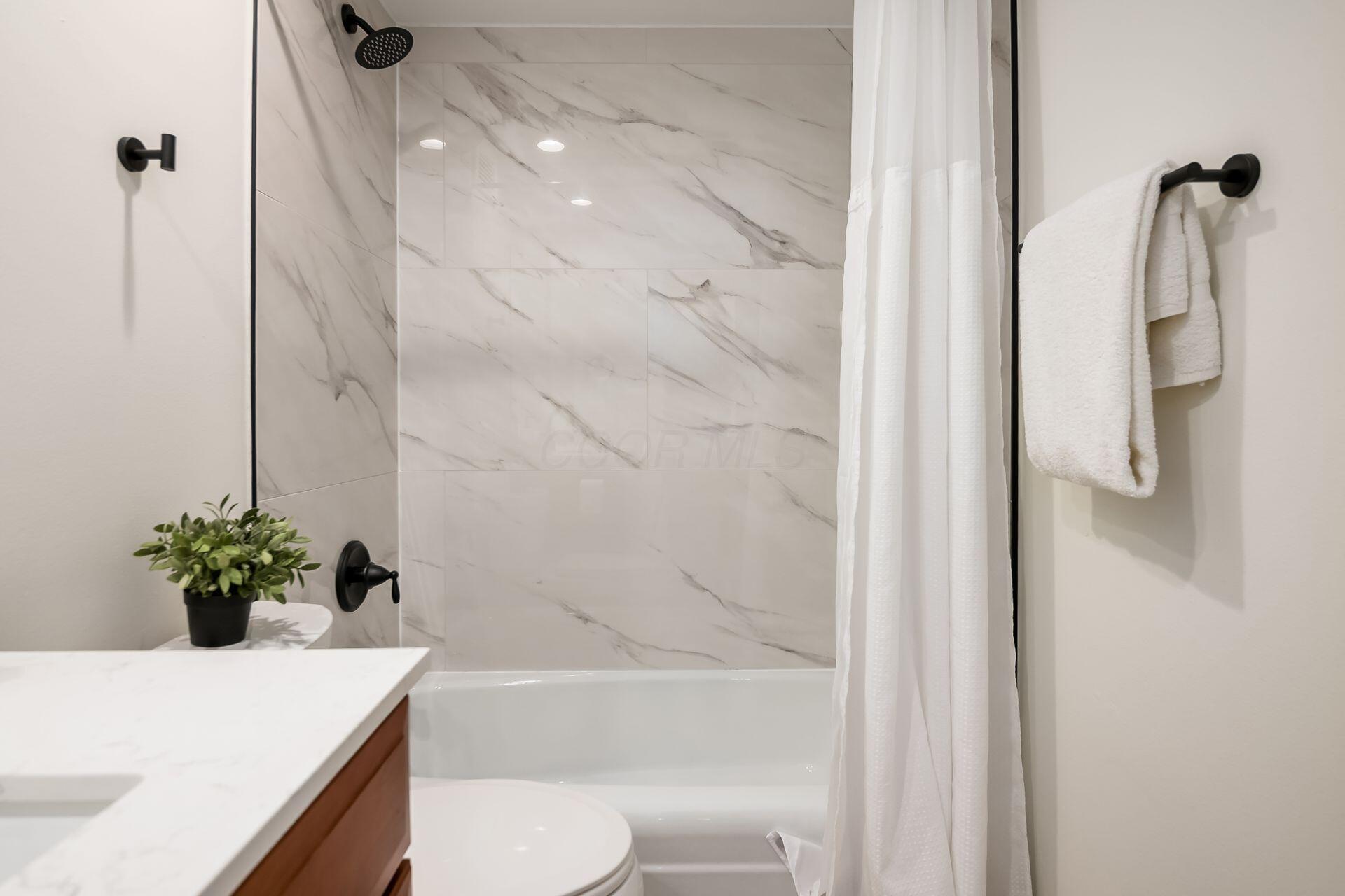 1000 Urlin Avenue #605, Columbus, Ohio image 24