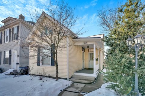 Photo of 1367 City Park Avenue, Columbus, OH 43207 (MLS # 226003763)
