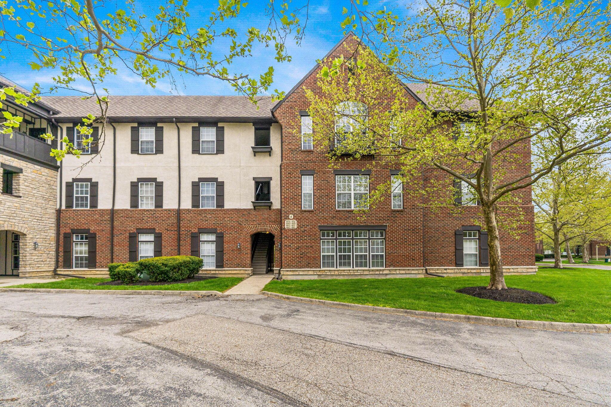 6033 Craughwell Lane, Dublin, Ohio image 6