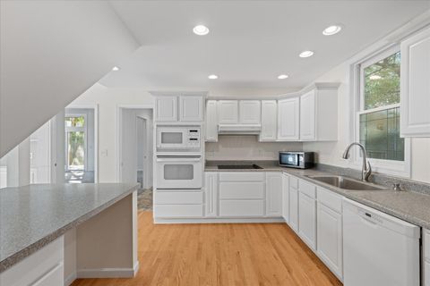 Tiny photo for 6041 Rocky Rill Road, Columbus, OH 43235 (MLS # 225037572)
