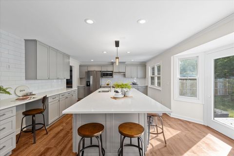 Tiny photo for 6041 Rocky Rill Road, Columbus, OH 43235 (MLS # 225037572)