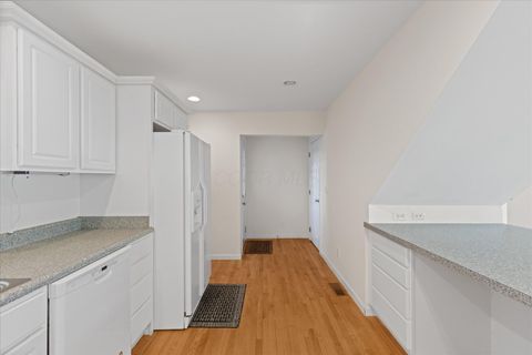 Tiny photo for 6041 Rocky Rill Road, Columbus, OH 43235 (MLS # 225037572)