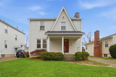 Photo of 555 E Weber Road, Columbus, OH 43202 (MLS # 225044647)