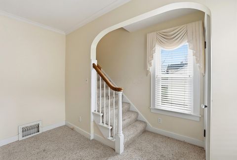 Tiny photo for 555 E Weber Road, Columbus, OH 43202 (MLS # 225044647)