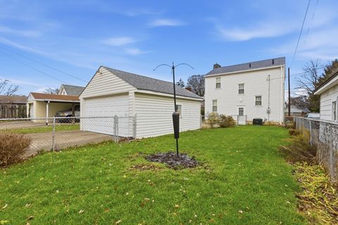 Tiny photo for 555 E Weber Road, Columbus, OH 43202 (MLS # 225044647)