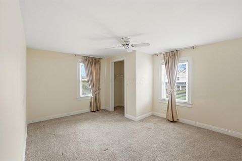 Tiny photo for 555 E Weber Road, Columbus, OH 43202 (MLS # 225044647)