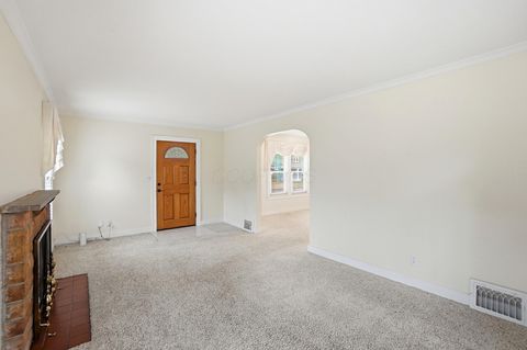 Tiny photo for 555 E Weber Road, Columbus, OH 43202 (MLS # 225044647)