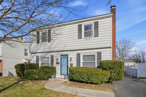 Photo of 328 S Sylvan Avenue, Columbus, OH 43204 (MLS # 226005598)