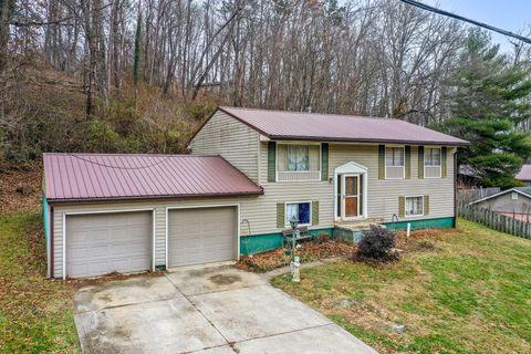 Tiny photo for 770 W Marietta Road SE, Bremen, OH 43107 (MLS # 225045457)