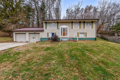 Tiny photo for 770 W Marietta Road SE, Bremen, OH 43107 (MLS # 225045457)