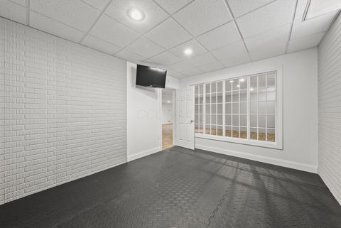 Tiny photo for 1404 Greenbrier Drive, Mount Vernon, OH 43050 (MLS # 225045581)