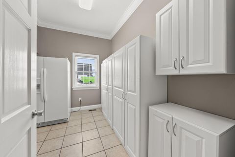 Tiny photo for 1404 Greenbrier Drive, Mount Vernon, OH 43050 (MLS # 225045581)