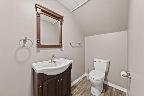 Tiny photo for 1404 Greenbrier Drive, Mount Vernon, OH 43050 (MLS # 225045581)