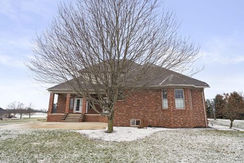 Tiny photo for 1404 Greenbrier Drive, Mount Vernon, OH 43050 (MLS # 225045581)