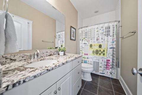 Tiny photo for 4025 Chelsea Green W, New Albany, OH 43054 (MLS # 226014111)