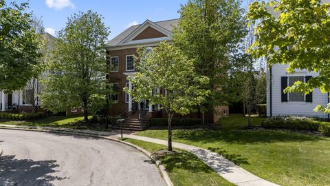 Tiny photo for 4025 Chelsea Green W, New Albany, OH 43054 (MLS # 226014111)