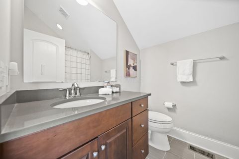 Tiny photo for 4025 Chelsea Green W, New Albany, OH 43054 (MLS # 226014111)