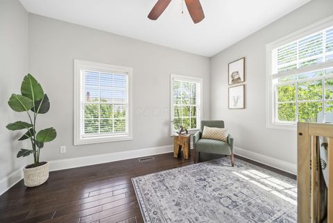 Tiny photo for 4025 Chelsea Green W, New Albany, OH 43054 (MLS # 226014111)