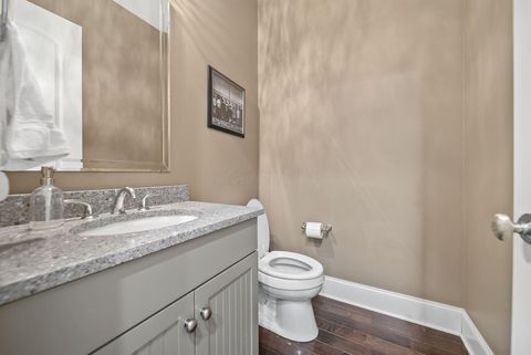 Tiny photo for 4025 Chelsea Green W, New Albany, OH 43054 (MLS # 226014111)