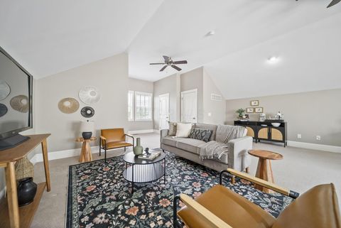 Tiny photo for 4025 Chelsea Green W, New Albany, OH 43054 (MLS # 226014111)