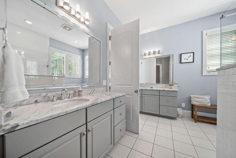 Tiny photo for 4025 Chelsea Green W, New Albany, OH 43054 (MLS # 226014111)