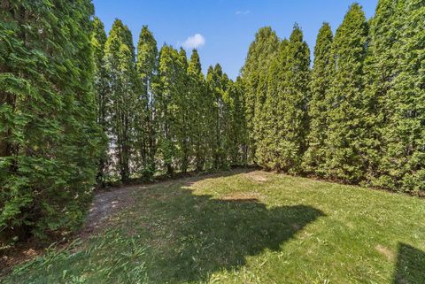 Tiny photo for 4025 Chelsea Green W, New Albany, OH 43054 (MLS # 226014111)