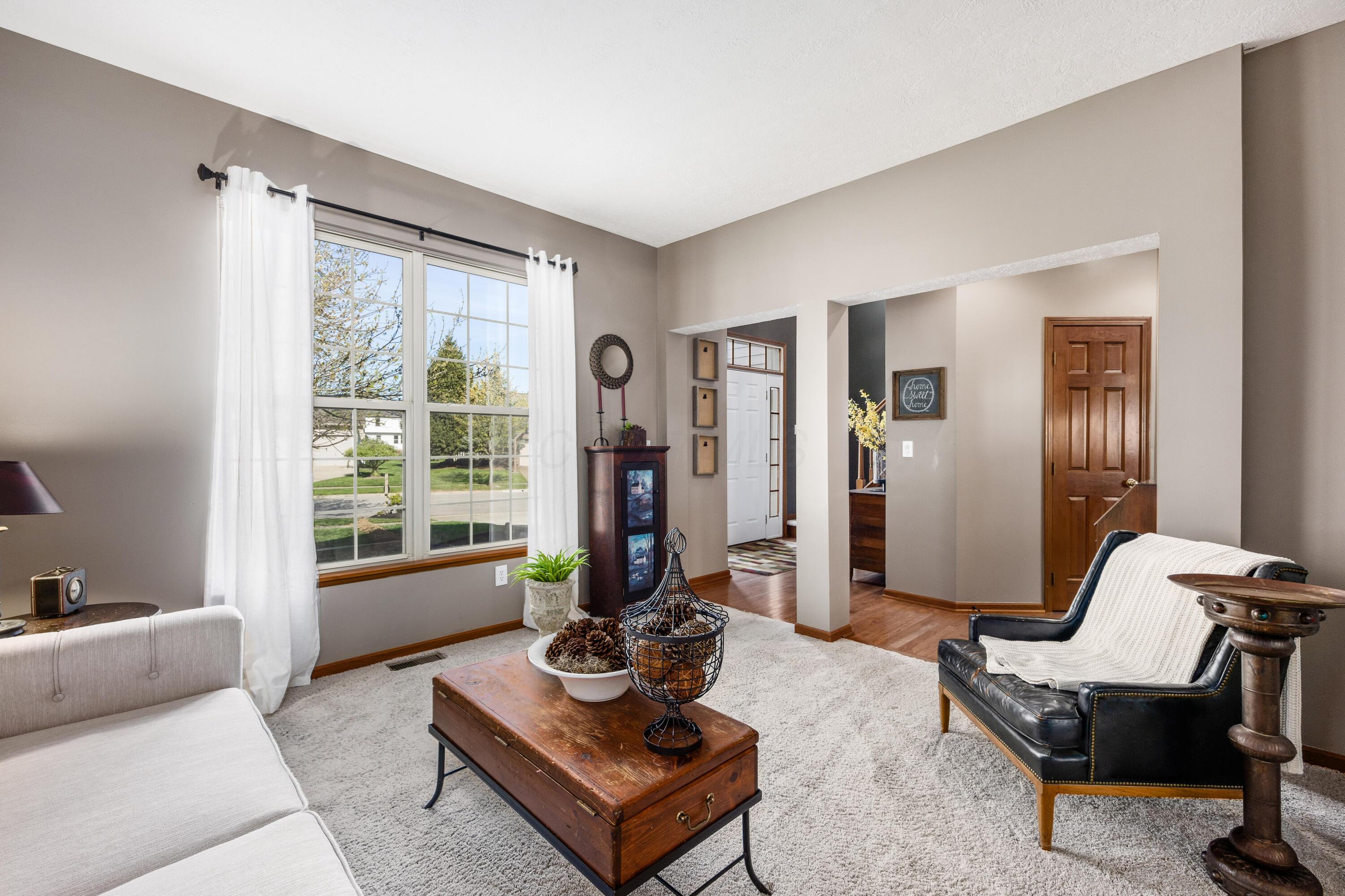 6345 Angeles Drive, Dublin, Ohio image 13