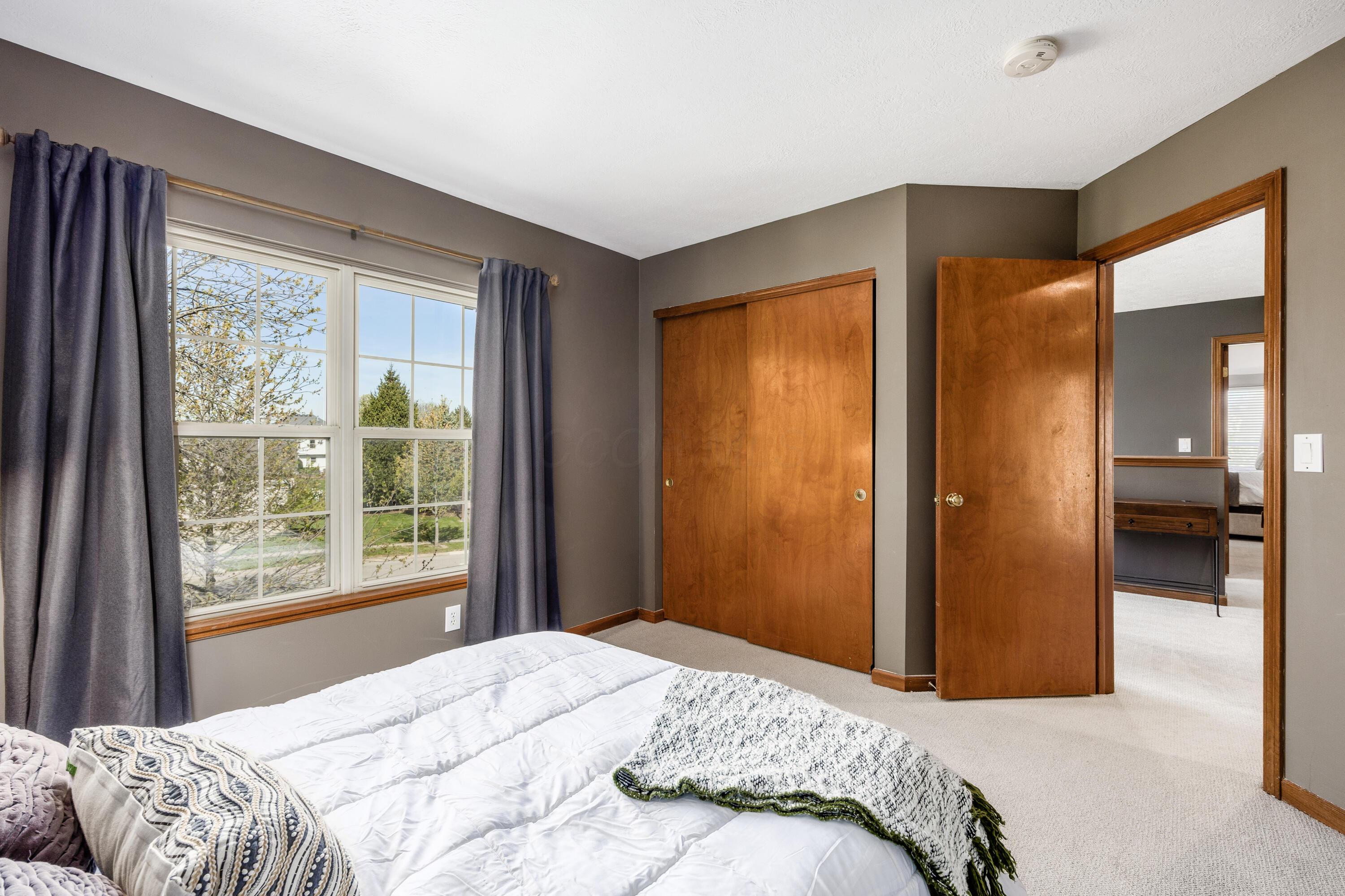 6345 Angeles Drive, Dublin, Ohio image 32