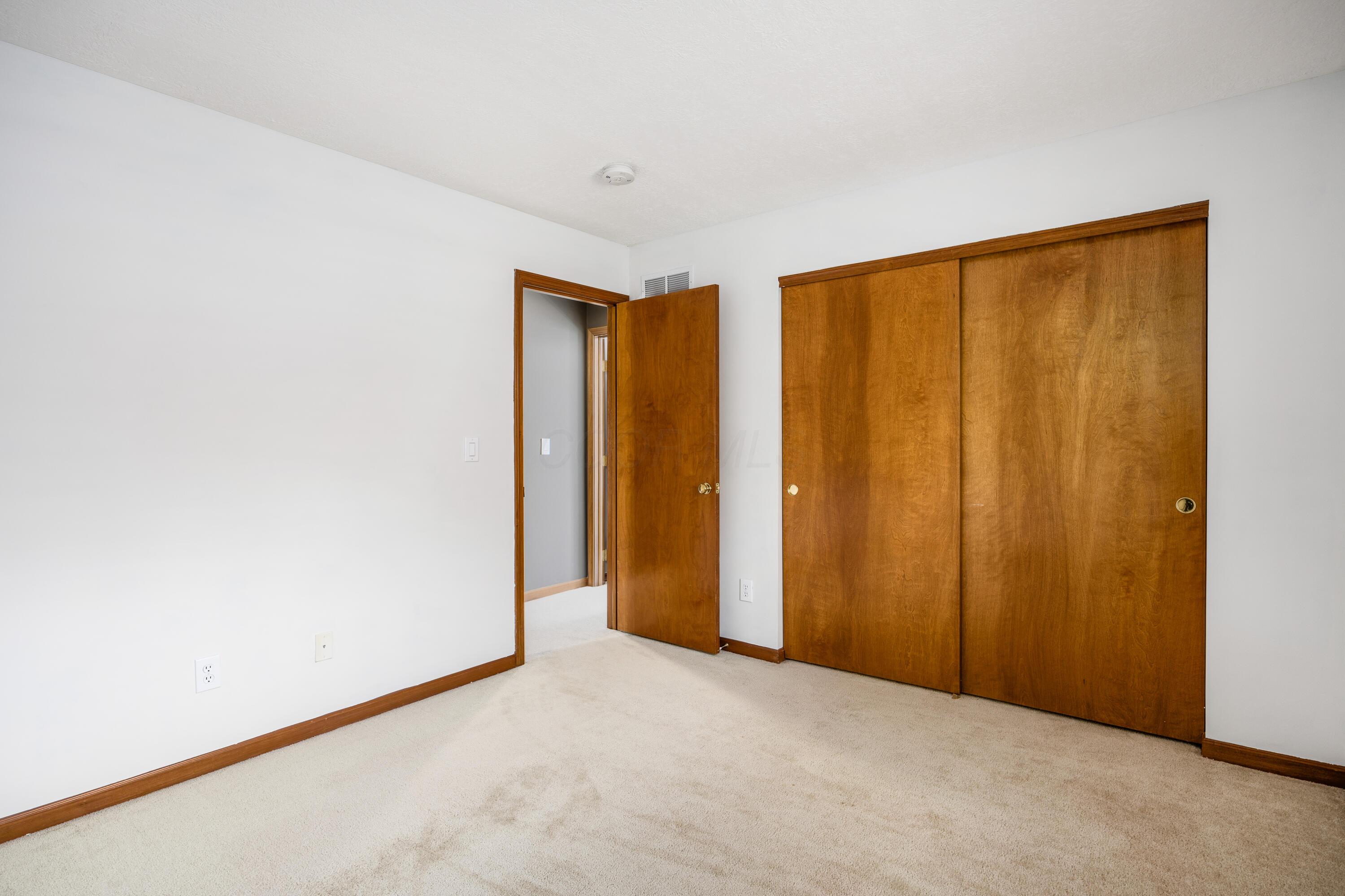 6345 Angeles Drive, Dublin, Ohio image 37