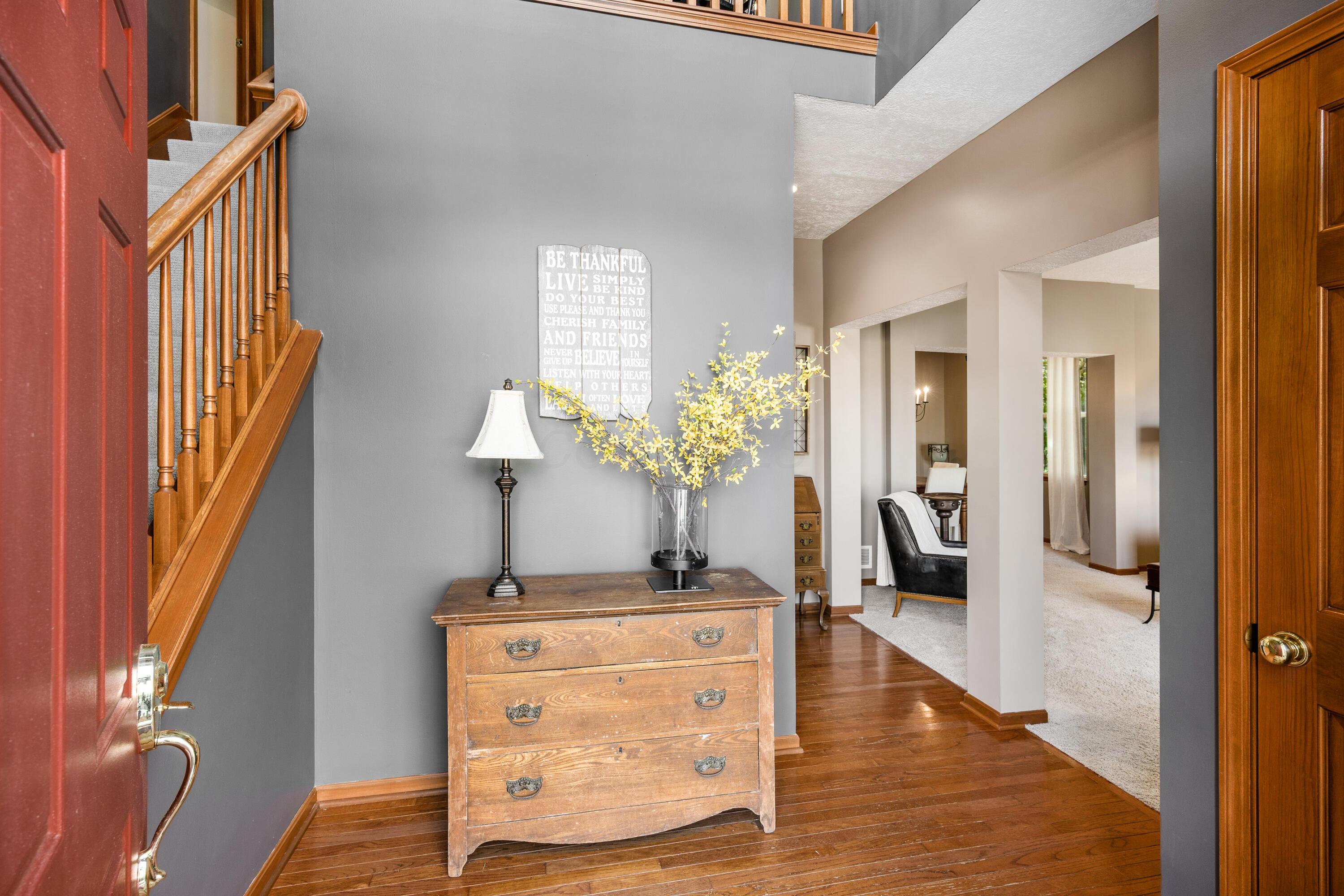 6345 Angeles Drive, Dublin, Ohio image 9