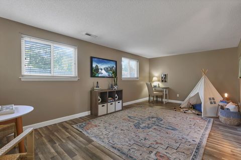 Tiny photo for 5718 Bangor Court, Columbus, OH 43235 (MLS # 225039668)