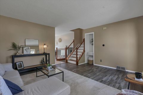 Tiny photo for 5718 Bangor Court, Columbus, OH 43235 (MLS # 225039668)