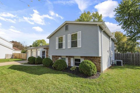 Tiny photo for 5718 Bangor Court, Columbus, OH 43235 (MLS # 225039668)