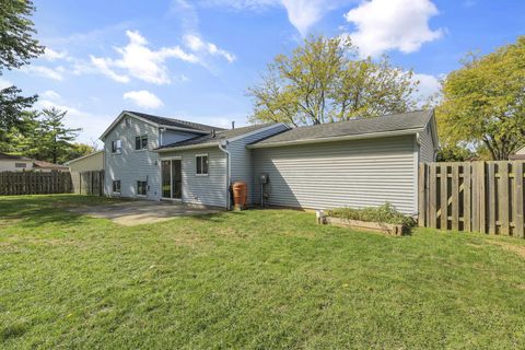 Tiny photo for 5718 Bangor Court, Columbus, OH 43235 (MLS # 225039668)